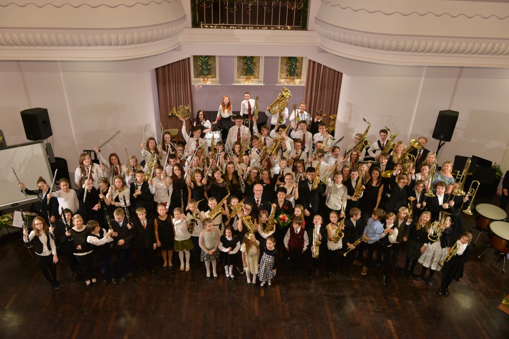 Pūšaminstrumentu un sitaminstrumentu spēles audzēkņu Ziemassvētku koncerts 2013.g.